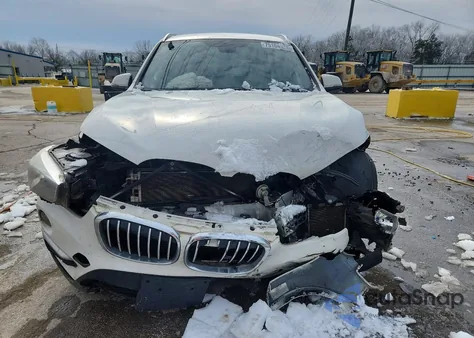 2016 BMW X1 xDrive28I z USA, uszkodzony, nr VIN WBXHT3C34G5F64870